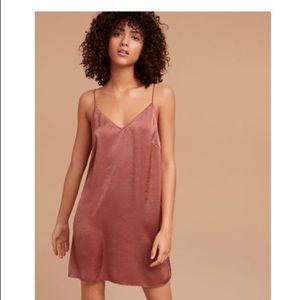 New Aritzia Wilfred Free Vivienne Dress